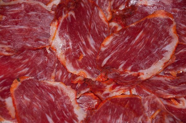 aBeiou. LOMO IBERICO DE BELLOTA 50% RAZA IBERICA. CERTIFICADO garantia Hycer. Curado artesanalmente en Guijuelo (Salamanca) Embutidos Ibericos de Bellota. Envasado al vacio. Pieza 450grs aprox.